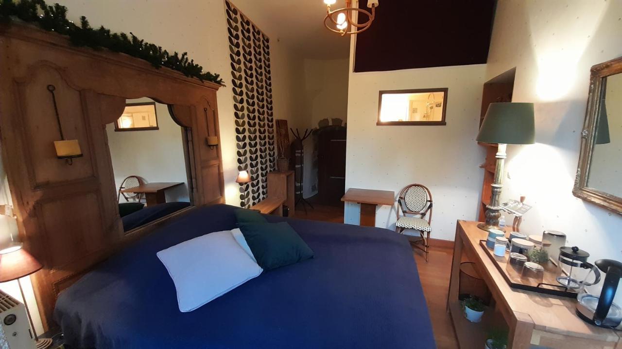Les Chambres Du Logis Du Chatelier Bressuire Exterior foto